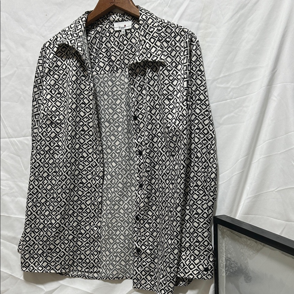 Black and White Geometric Button-Up Shirt